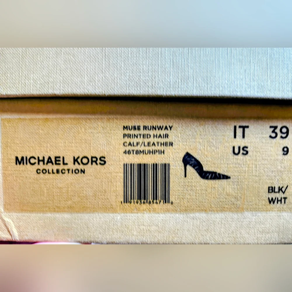 $695 NIB Michael Kors Collection Muse Runway Pumps Women's Size IT 39 US 9 - Picture 10 of 10